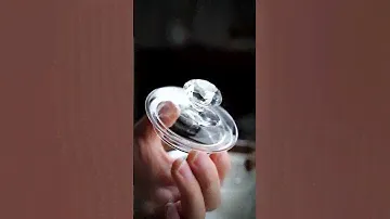 Vertical glass teapot with tea strainer
